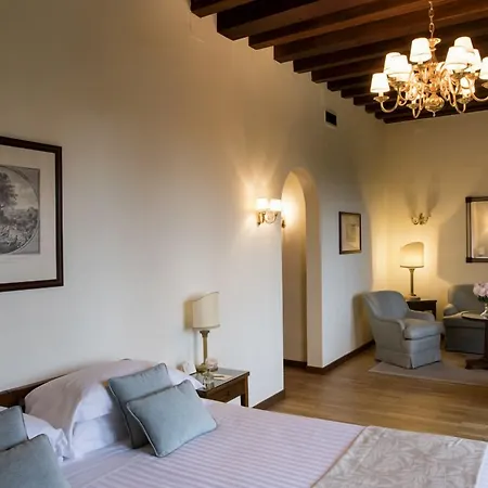 Szálloda Cipriani 5*