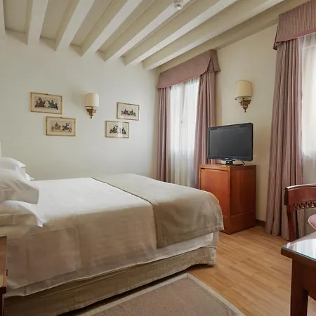 Cipriani Hotel